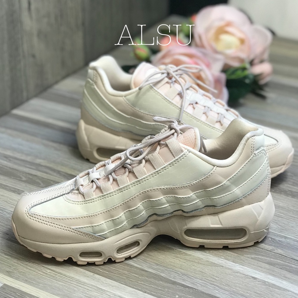 NWT Nike Air Max 95 Lux Guava Ice W AUTHENTIC - Picture 5 of 8